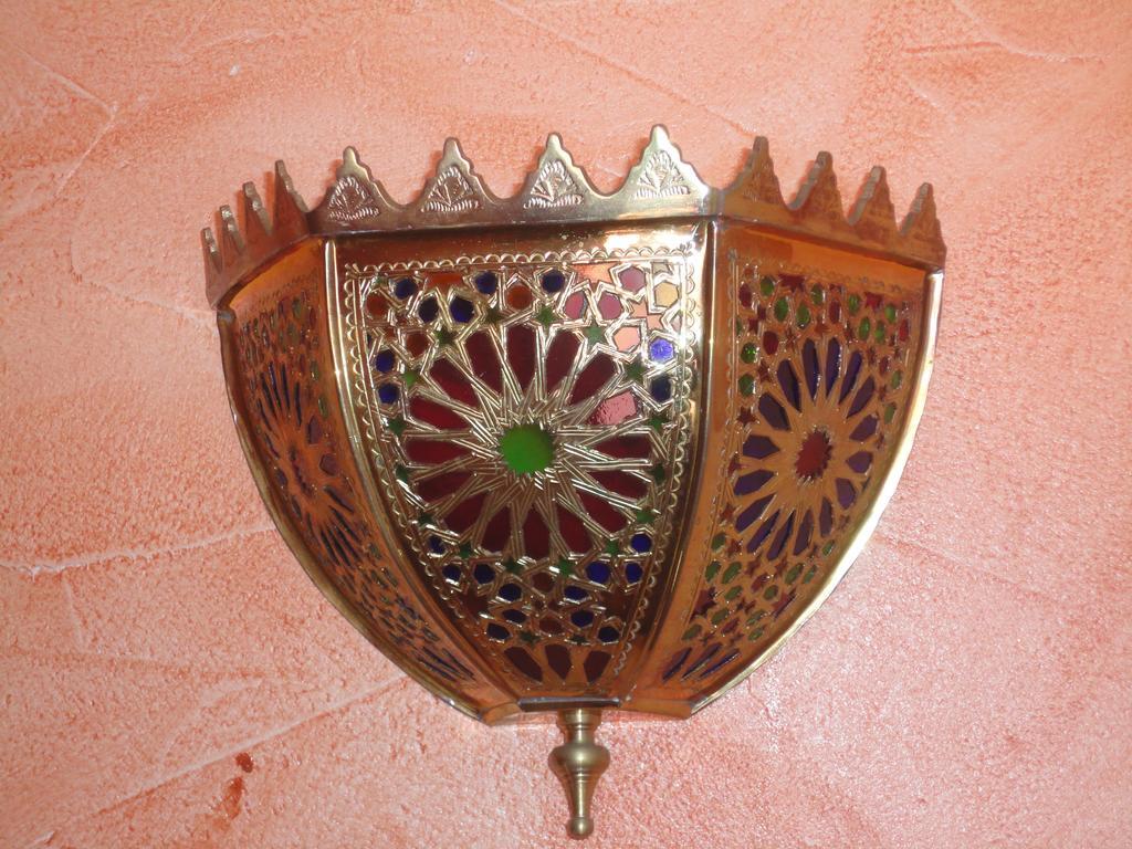 Applique marocaine en laiton ciselé